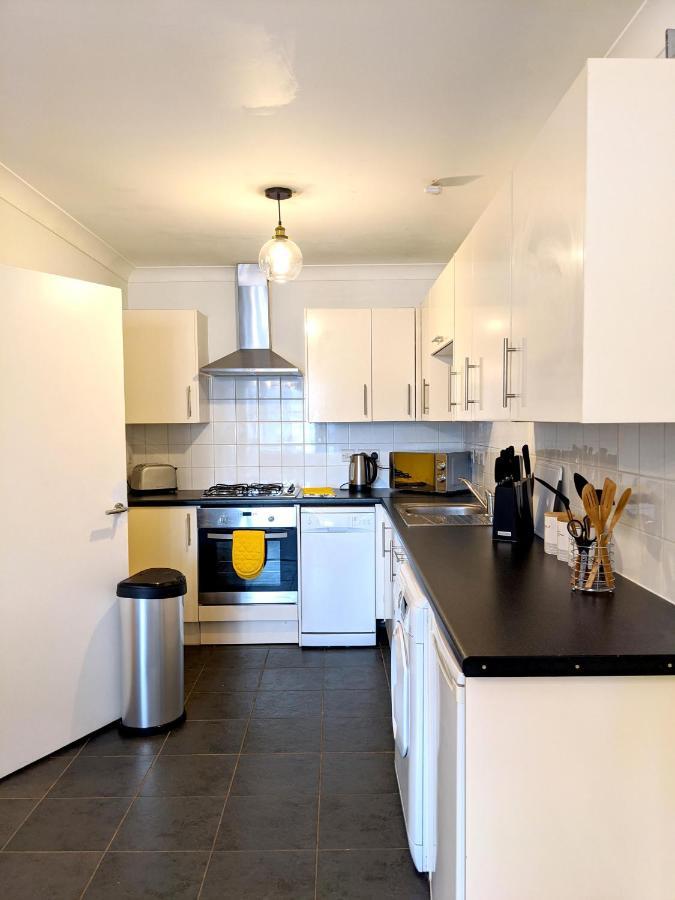 Koala & Tree - Renovated 2 Bed Apartment In City Centre - Short Lets & Serviced Accommodation Cambridge ภายนอก รูปภาพ
